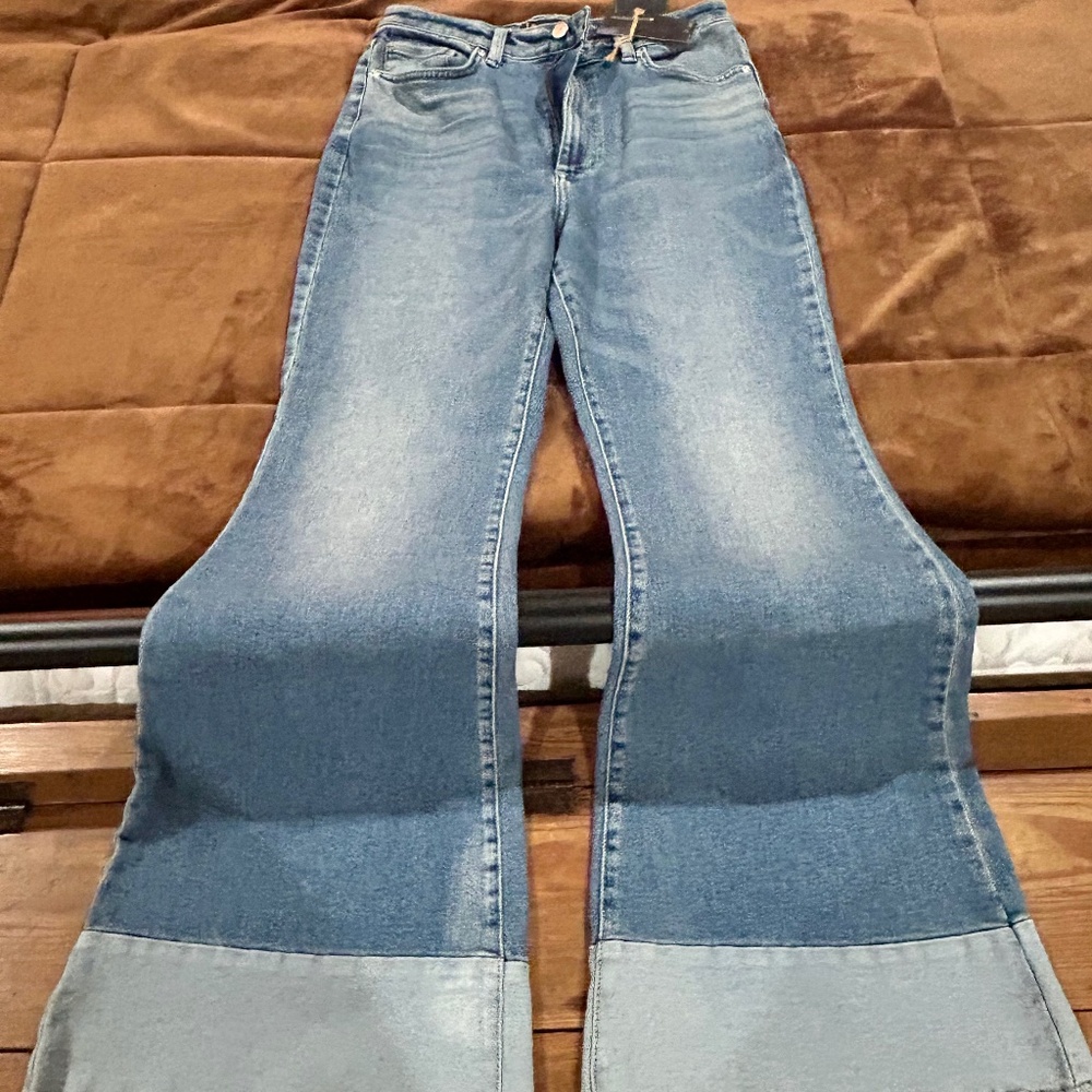 Women’s Jeans